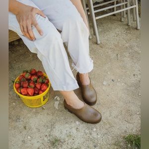 Gardena Clogs, Size 37 (US Women 7.5/8)— Made in France, waterproof, unisex.